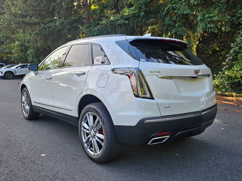 2026 Cadillac XT5 Sport