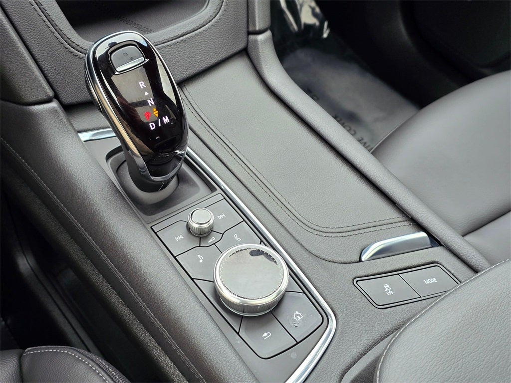 2025 Cadillac XT6 Luxury