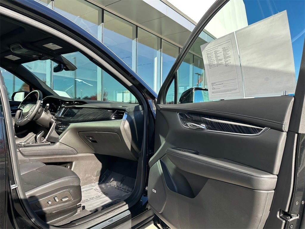 2022 Cadillac XT6 Premium Luxury