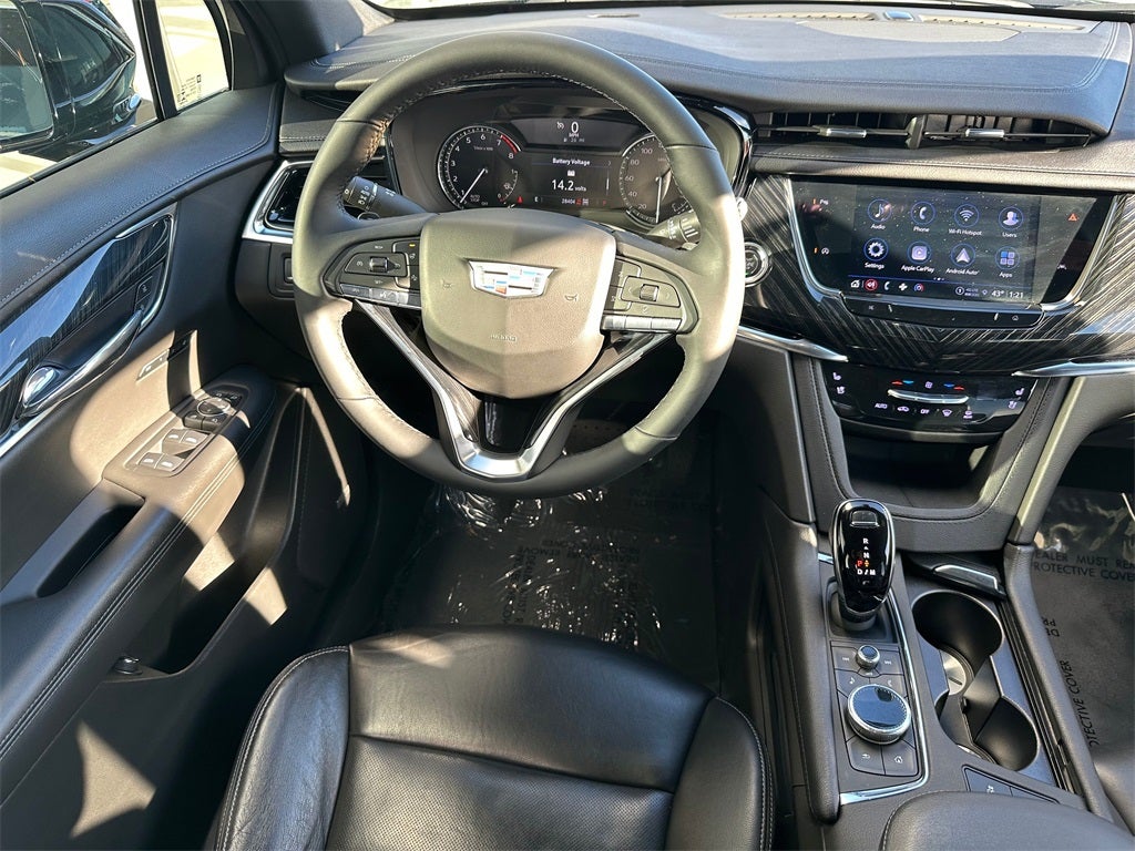 2022 Cadillac XT6 Premium Luxury