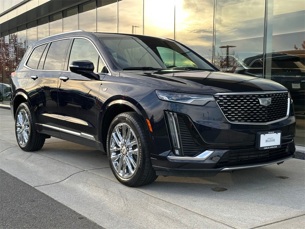 2022 Cadillac XT6 Premium Luxury