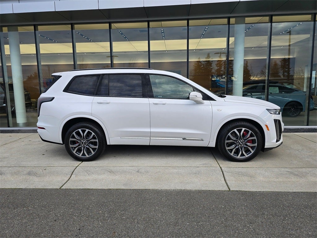 2023 Cadillac XT6 Sport