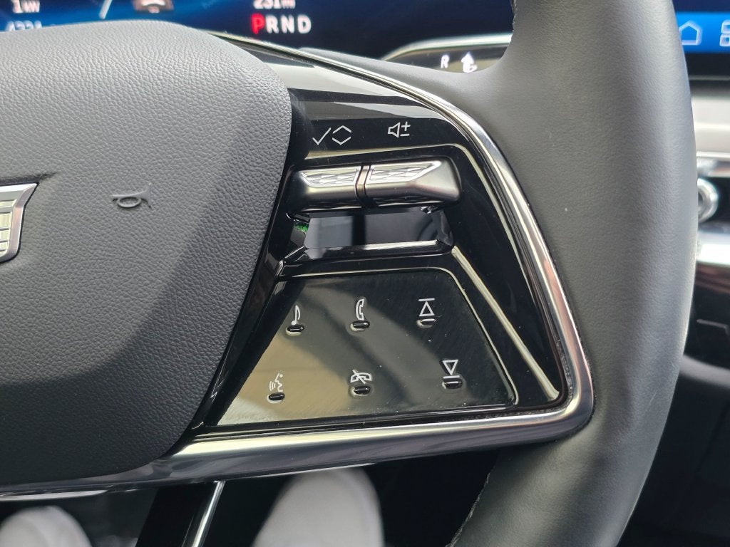 2025 Cadillac LYRIQ Luxury