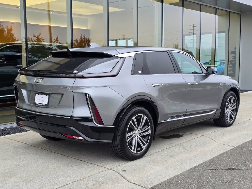 2025 Cadillac LYRIQ Luxury
