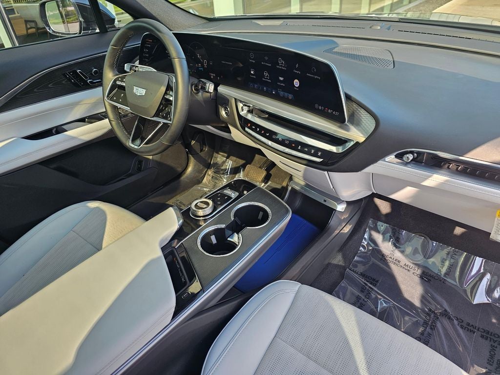 2024 Cadillac LYRIQ Luxury