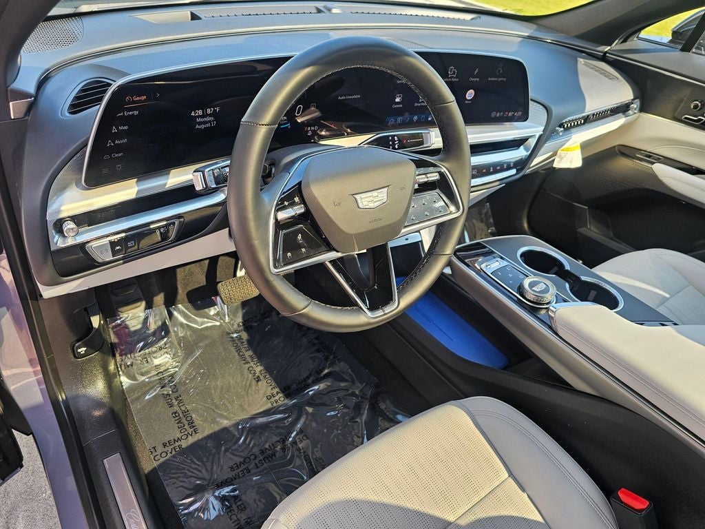 2024 Cadillac LYRIQ Luxury