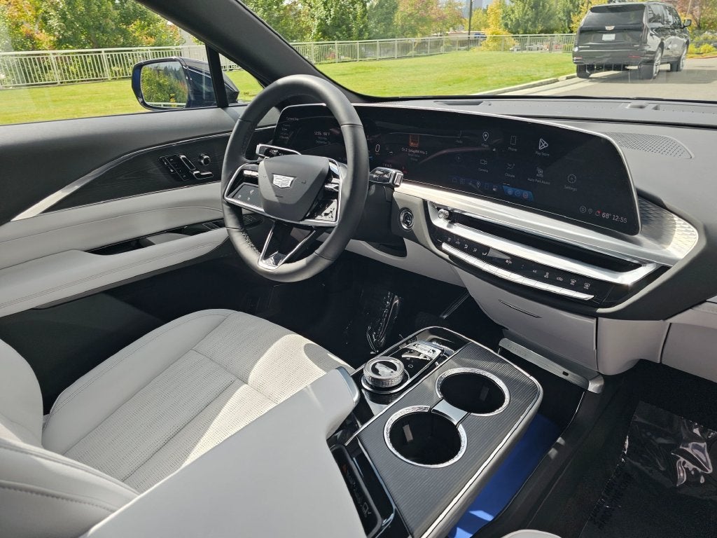 2024 Cadillac LYRIQ Luxury