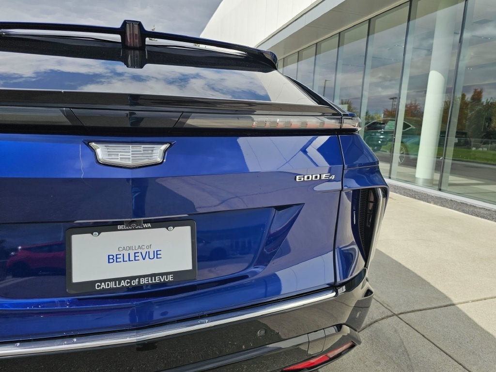 2024 Cadillac LYRIQ Luxury