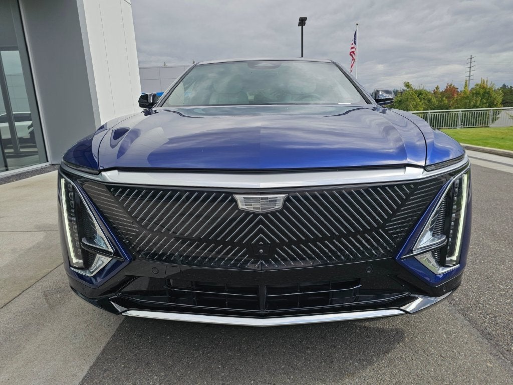 2024 Cadillac LYRIQ Luxury