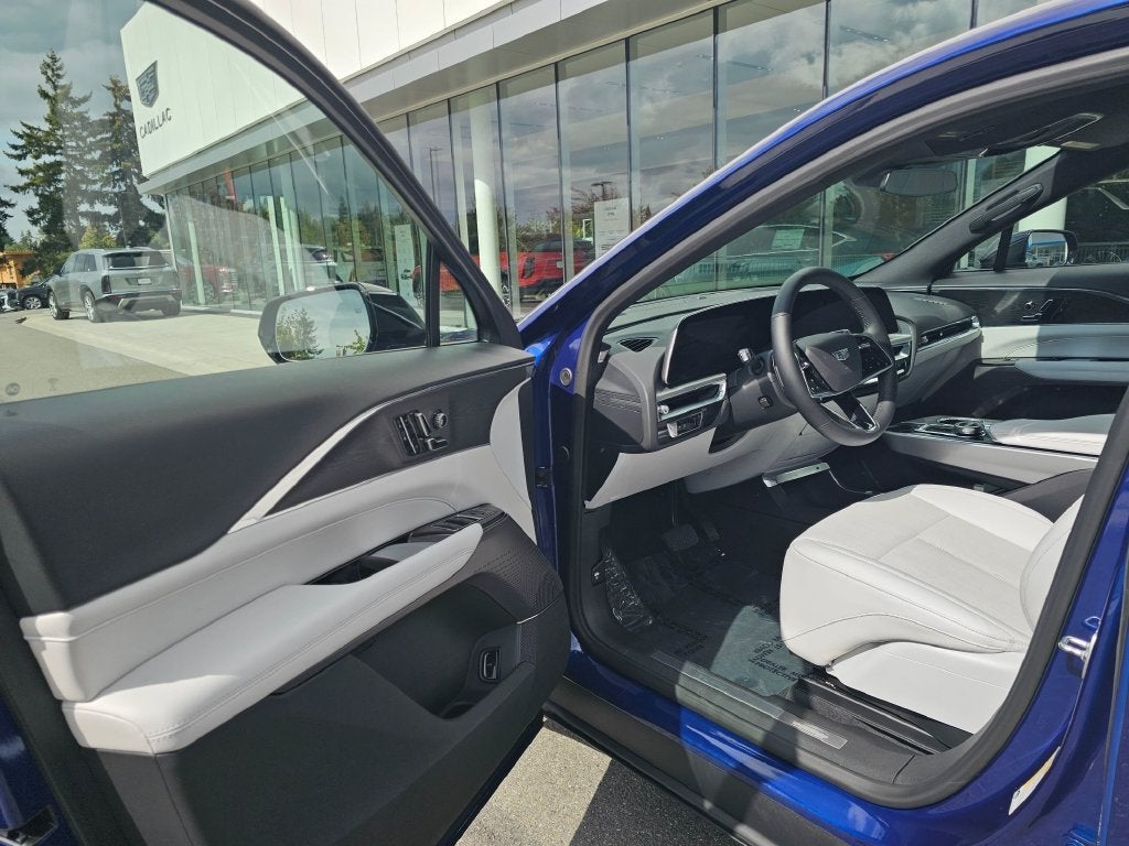 2024 Cadillac LYRIQ Luxury
