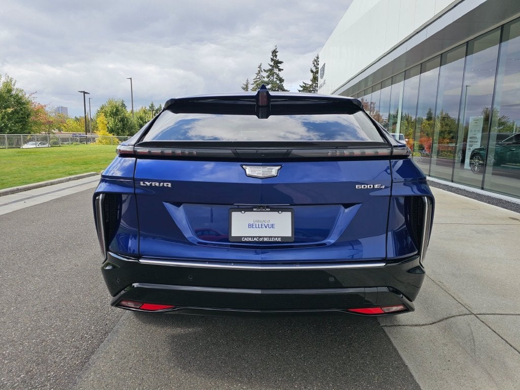 2024 Cadillac LYRIQ Luxury