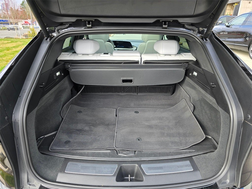 2024 Cadillac LYRIQ Luxury