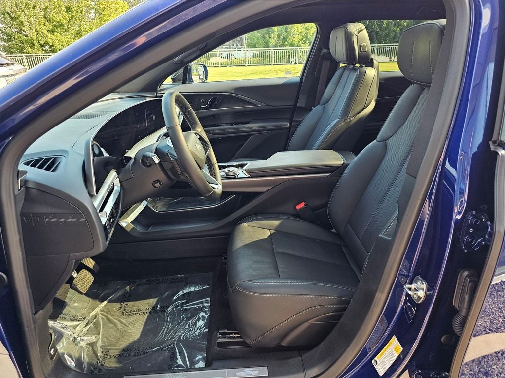 2024 Cadillac LYRIQ Luxury
