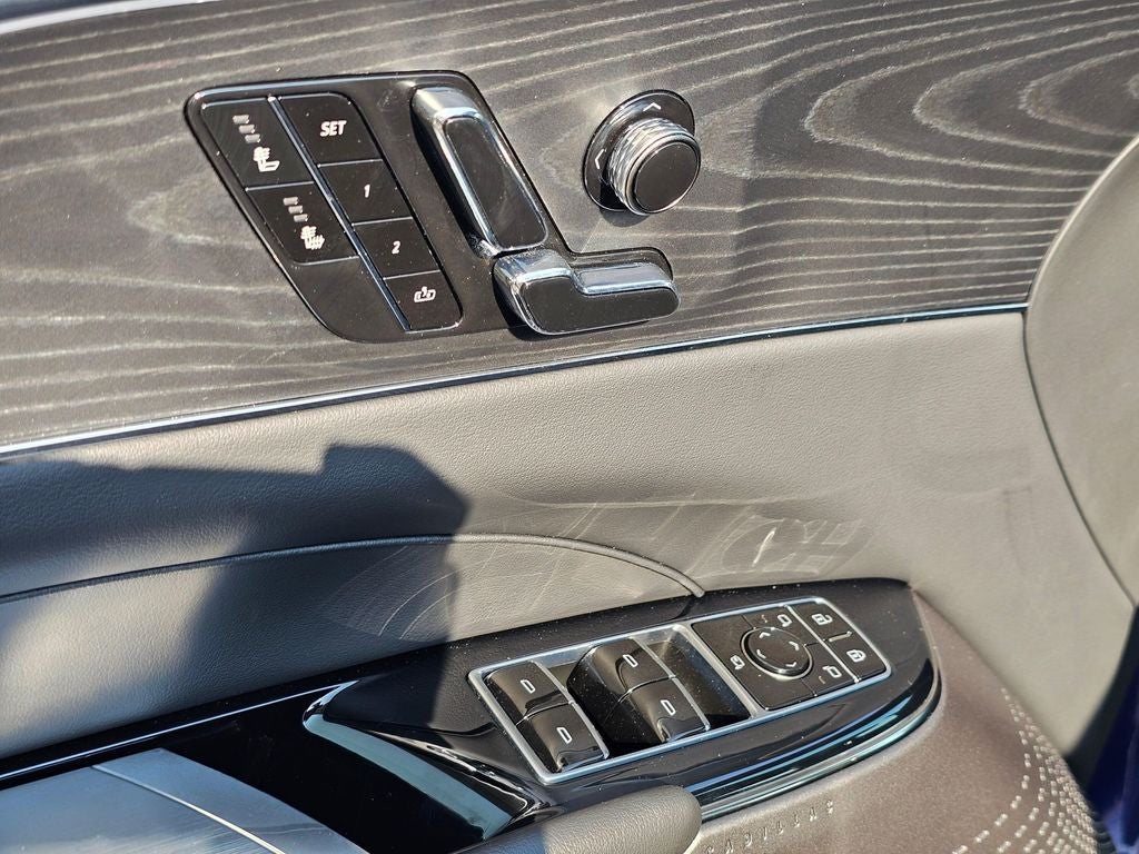 2024 Cadillac LYRIQ Luxury