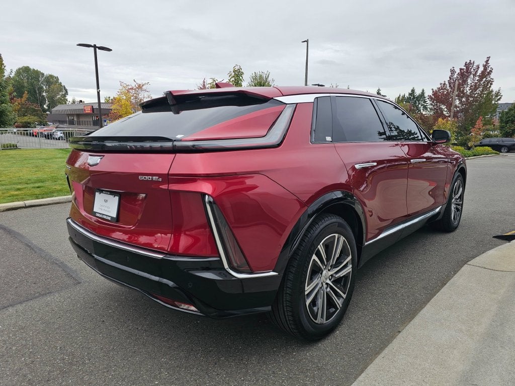 2024 Cadillac LYRIQ Luxury