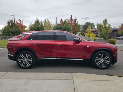 2024 Cadillac LYRIQ Luxury