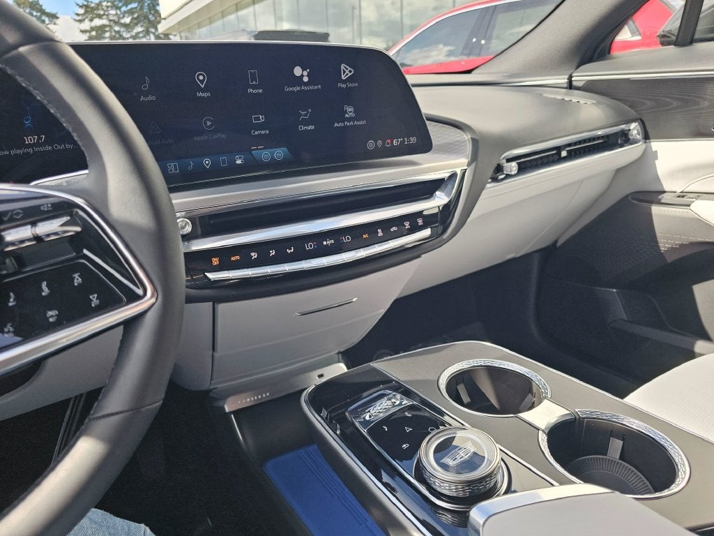 2024 Cadillac LYRIQ Luxury