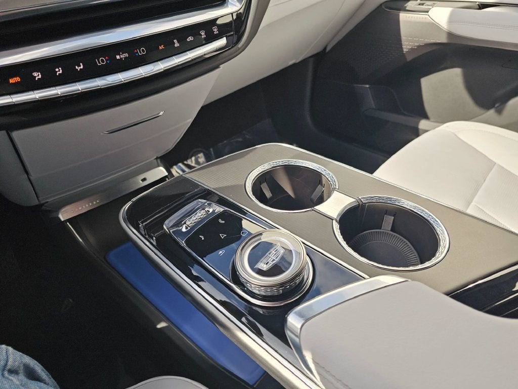 2024 Cadillac LYRIQ Luxury