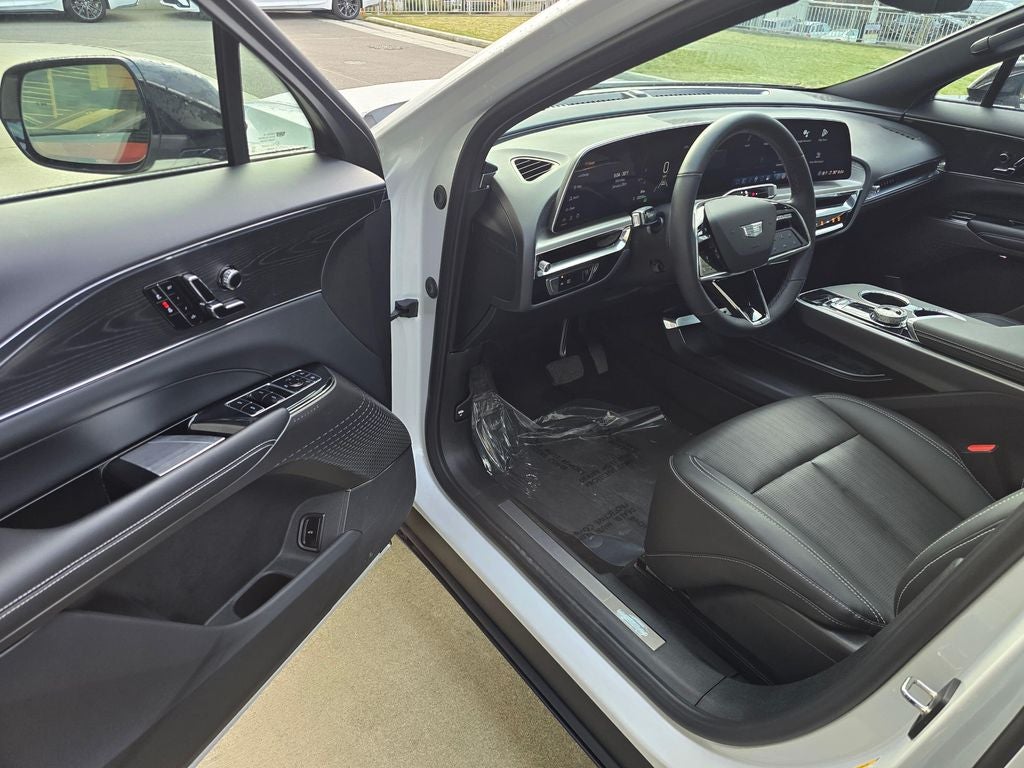 2024 Cadillac LYRIQ Luxury