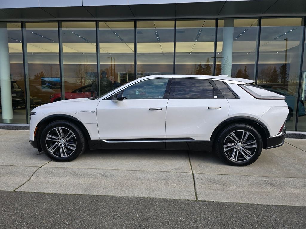 2024 Cadillac LYRIQ Luxury