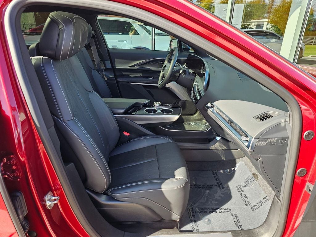 2024 Cadillac LYRIQ Luxury
