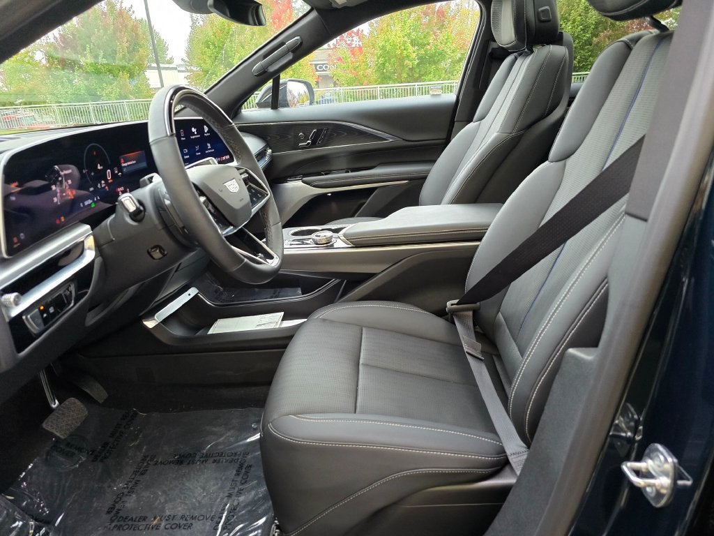 2024 Cadillac LYRIQ Luxury