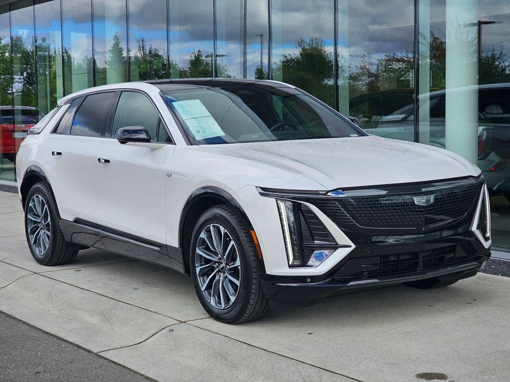 2024 Cadillac LYRIQ Sport