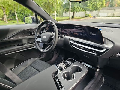 2027 Cadillac LYRIQ Signature Luxury