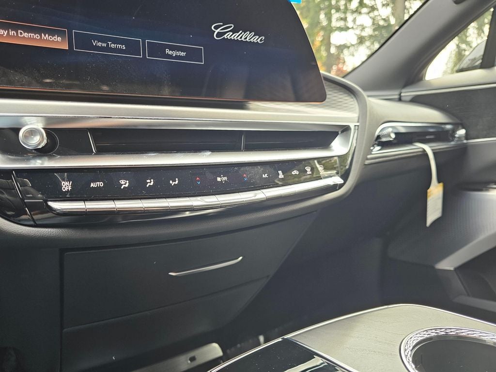 2027 Cadillac LYRIQ Signature Luxury