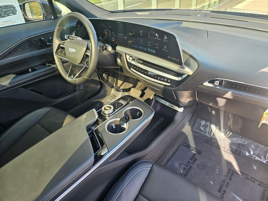 2024 Cadillac LYRIQ Sport