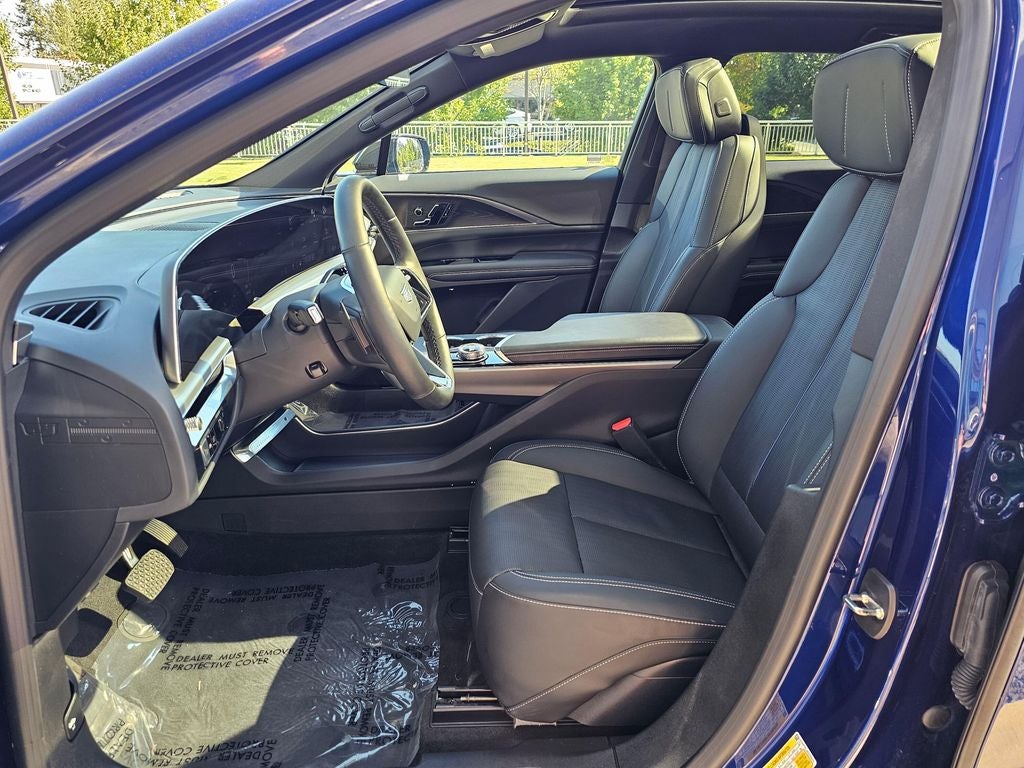 2024 Cadillac LYRIQ Sport