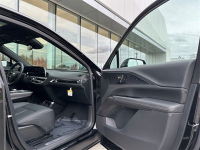 2025 Cadillac LYRIQ Sport