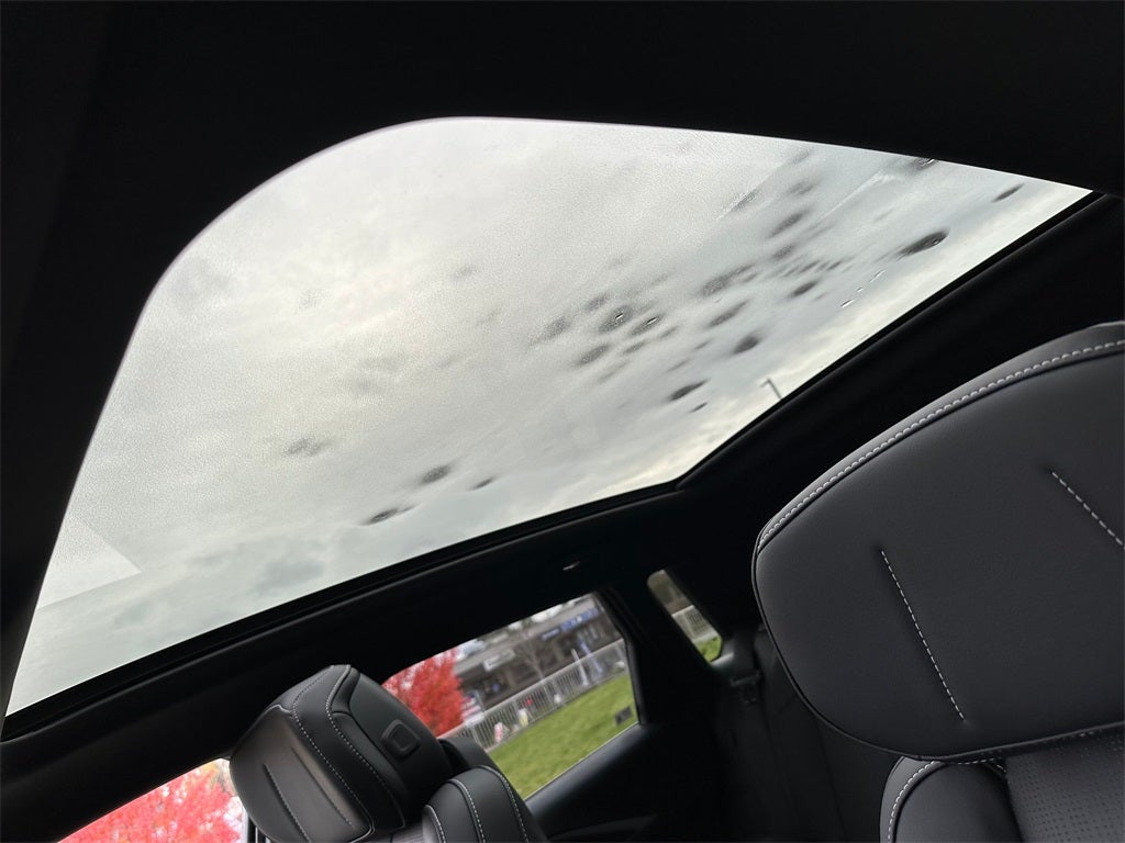 2025 Cadillac LYRIQ Sport