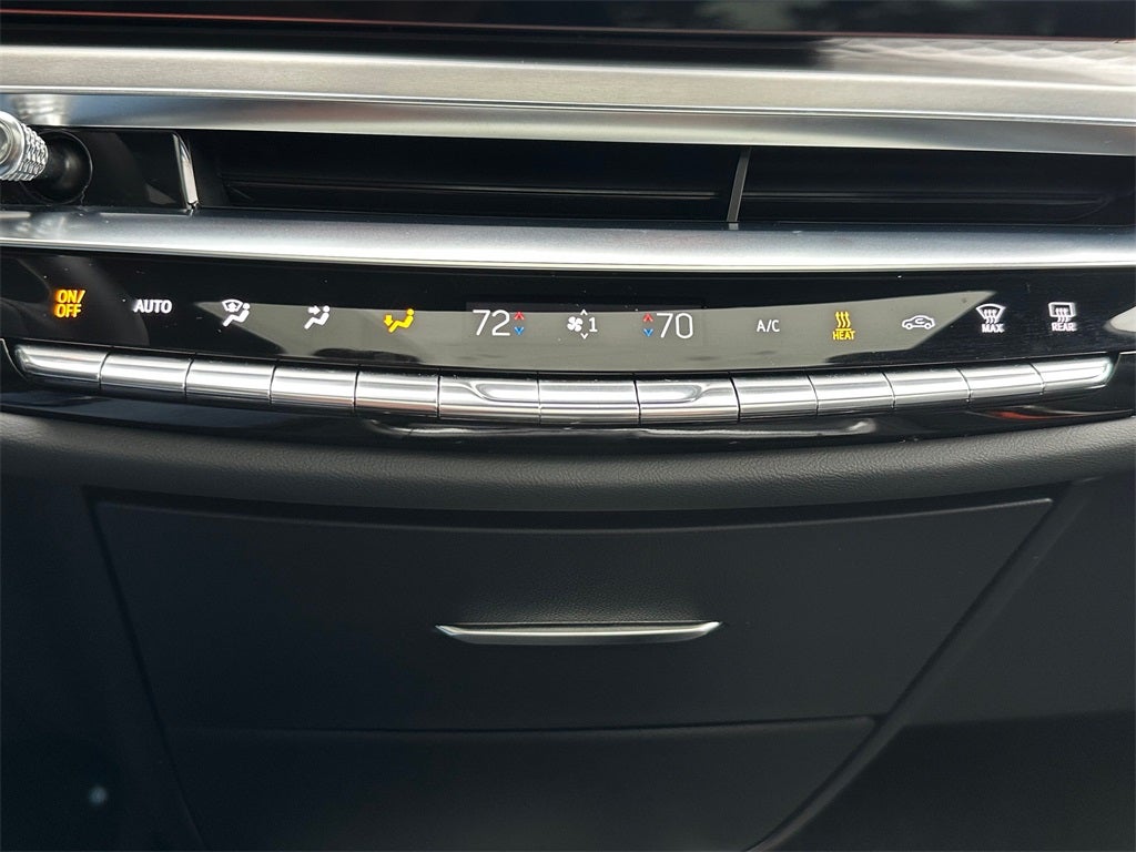 2025 Cadillac LYRIQ Sport