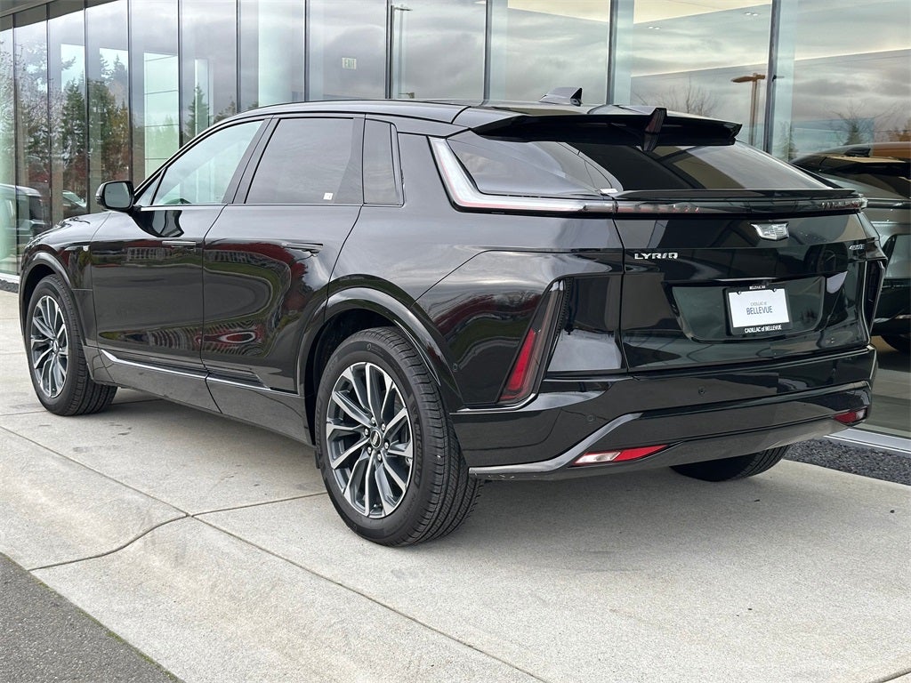 2025 Cadillac LYRIQ Sport