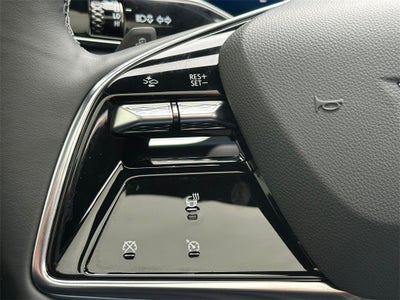 2025 Cadillac LYRIQ Sport