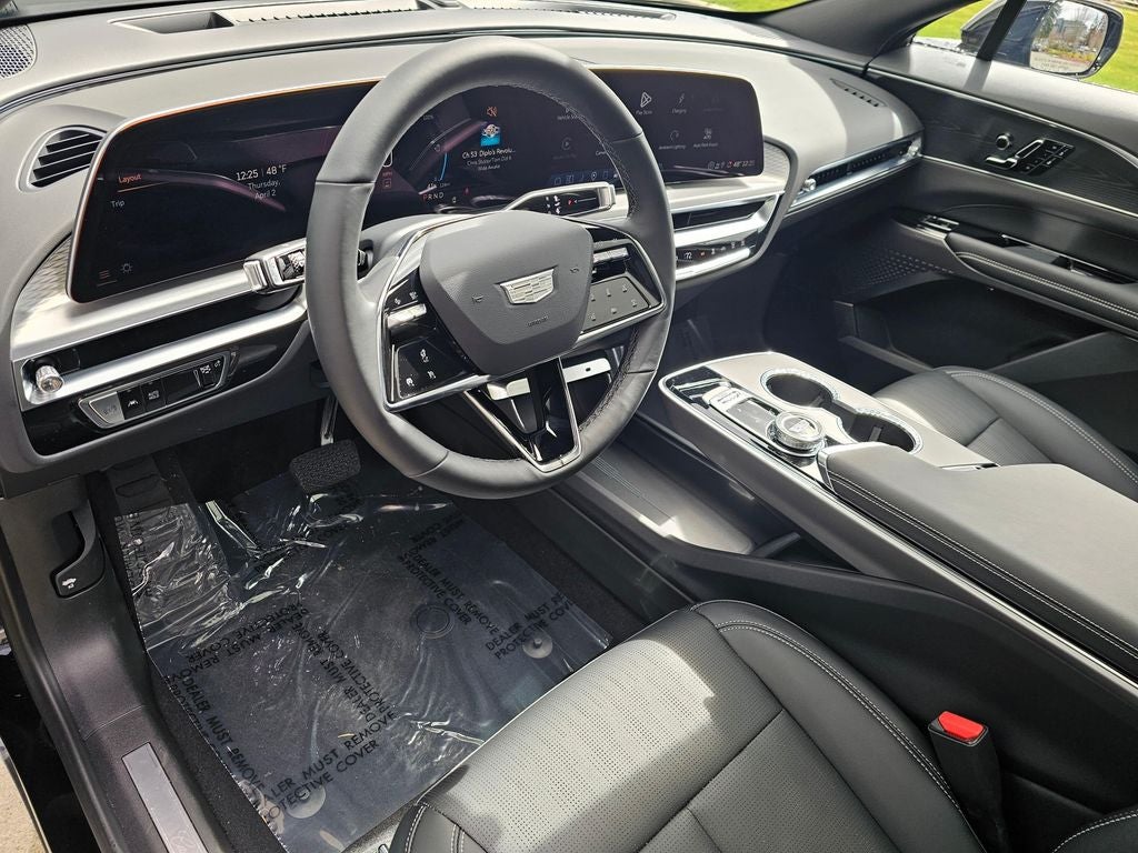 2025 Cadillac LYRIQ Sport