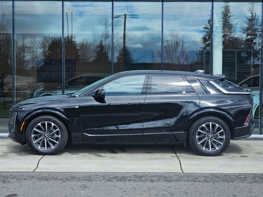 2025 Cadillac LYRIQ Sport