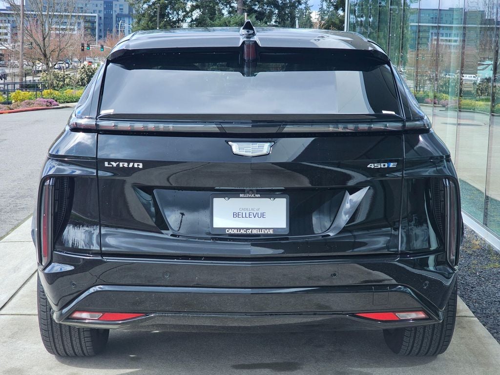 2025 Cadillac LYRIQ Sport