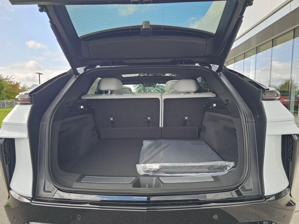 2027 Cadillac LYRIQ Sport