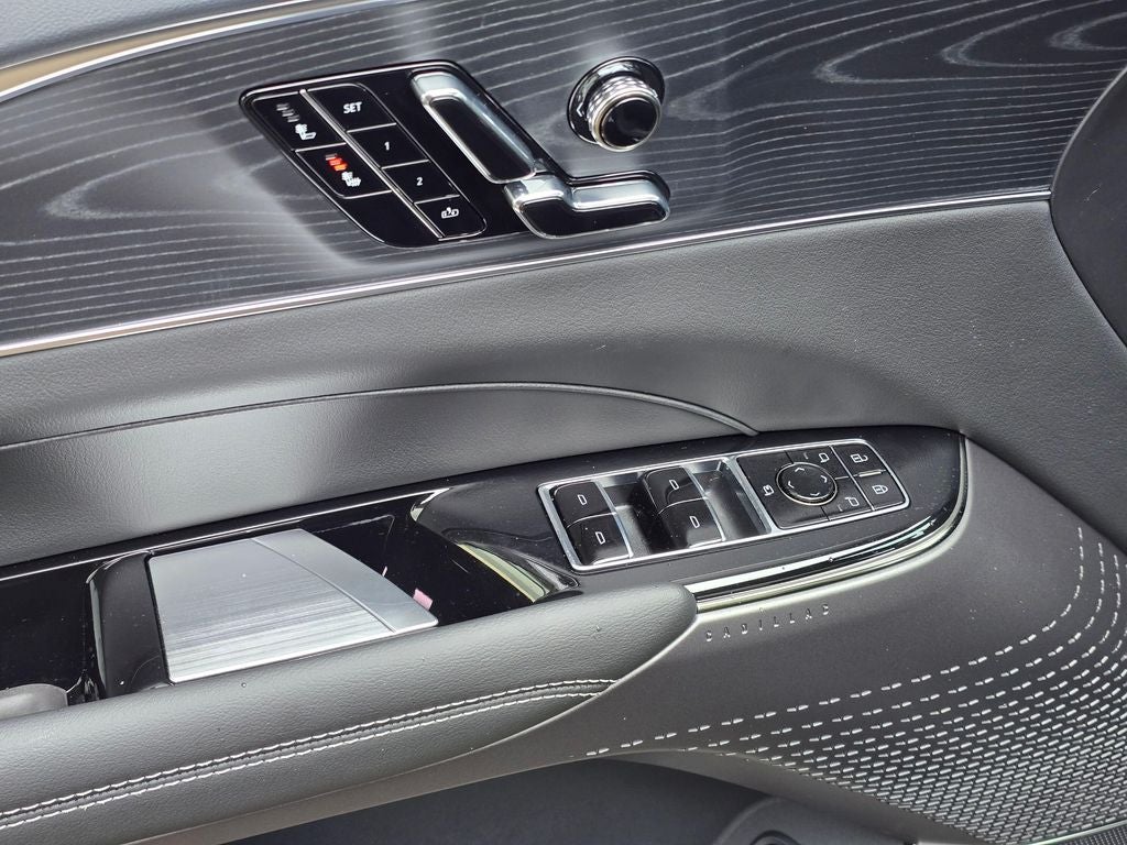 2026 Cadillac LYRIQ Sport