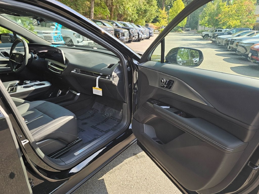 2027 Cadillac LYRIQ Sport
