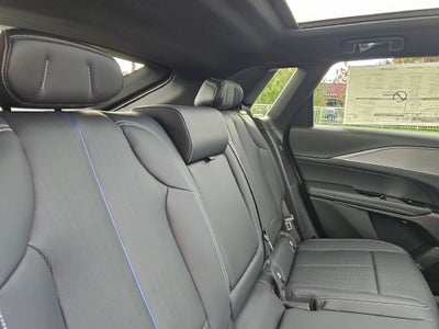 2027 Cadillac LYRIQ Sport