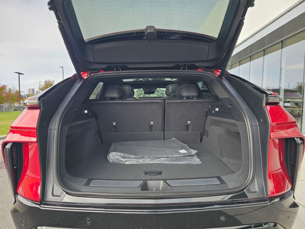 2027 Cadillac LYRIQ Sport