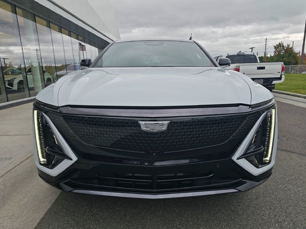 2027 Cadillac LYRIQ Sport