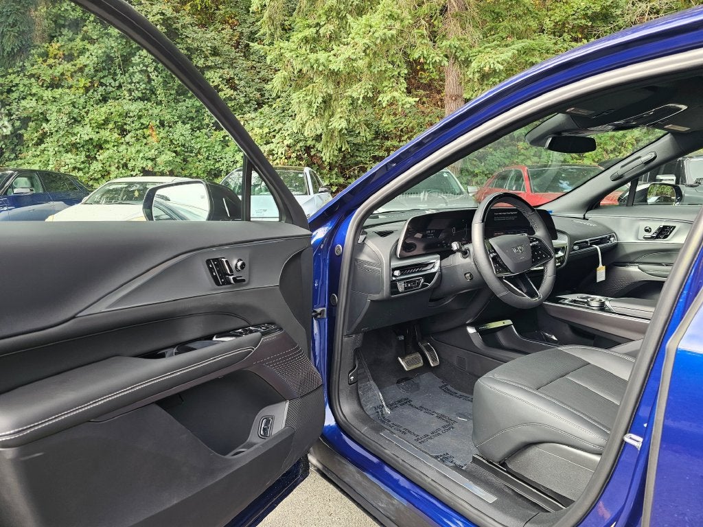 2027 Cadillac LYRIQ Sport