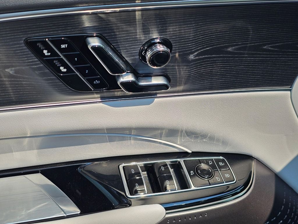 2026 Cadillac LYRIQ Sport