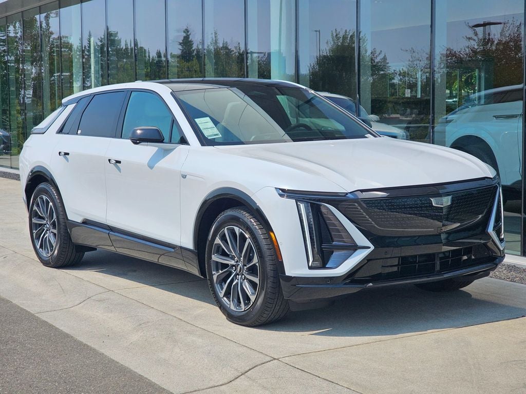2026 Cadillac LYRIQ Sport