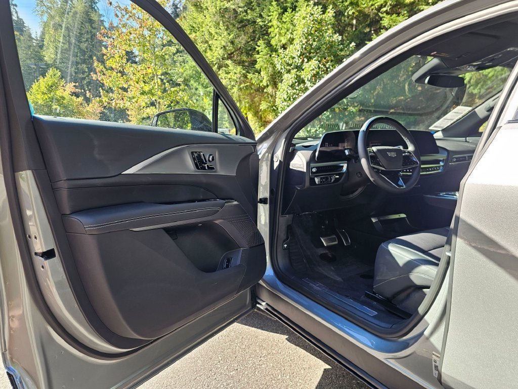 2027 Cadillac LYRIQ Sport