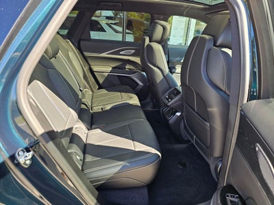2024 Cadillac LYRIQ Sport